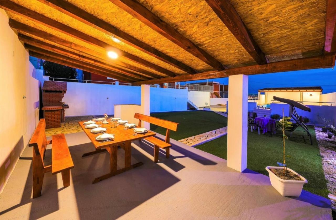 Villa Ana Kaštel Sućurac المظهر الخارجي الصورة